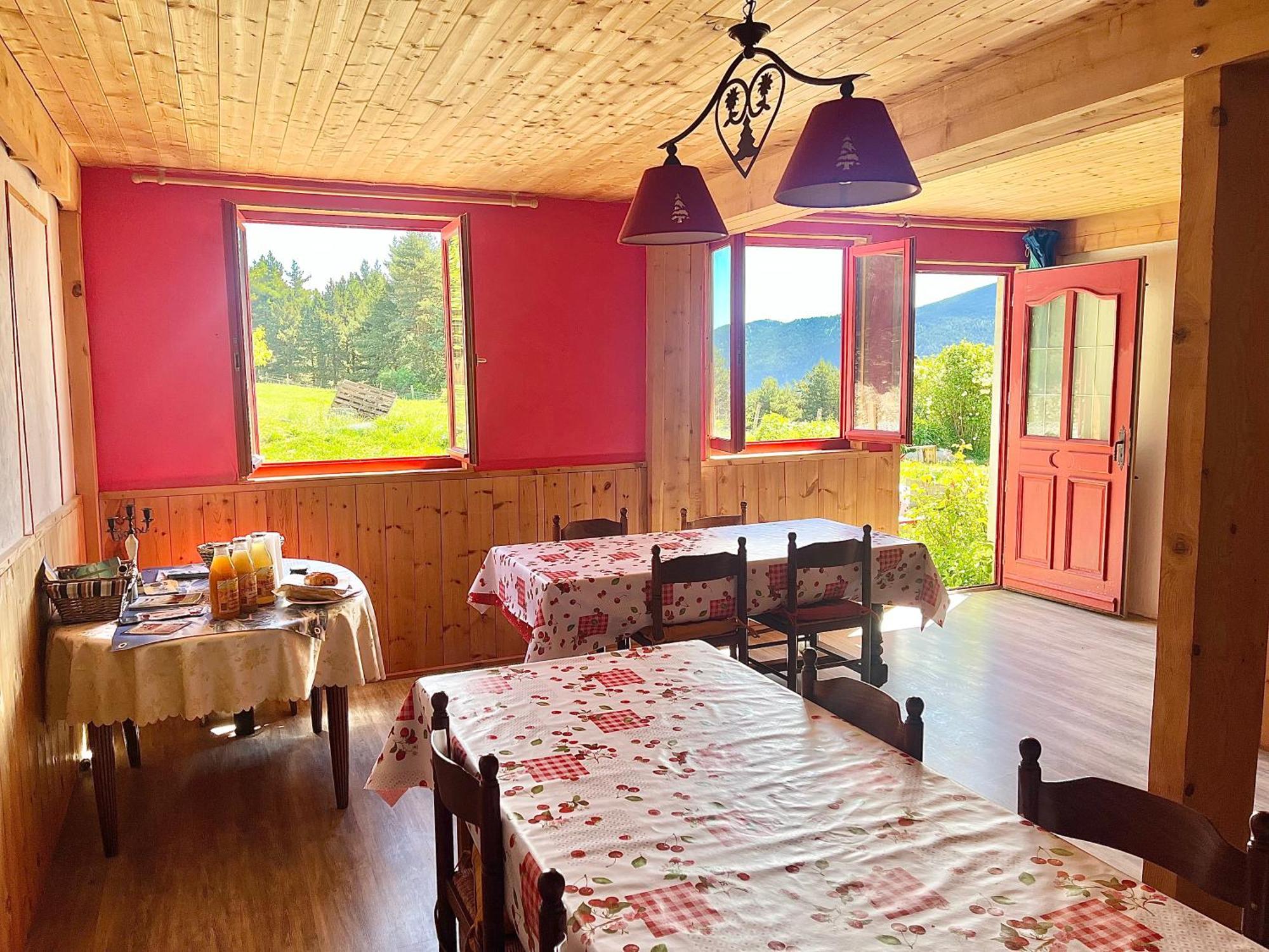 Gite Ranch Le Serpolet เลส์ อองเจลส์ ภายนอก รูปภาพ